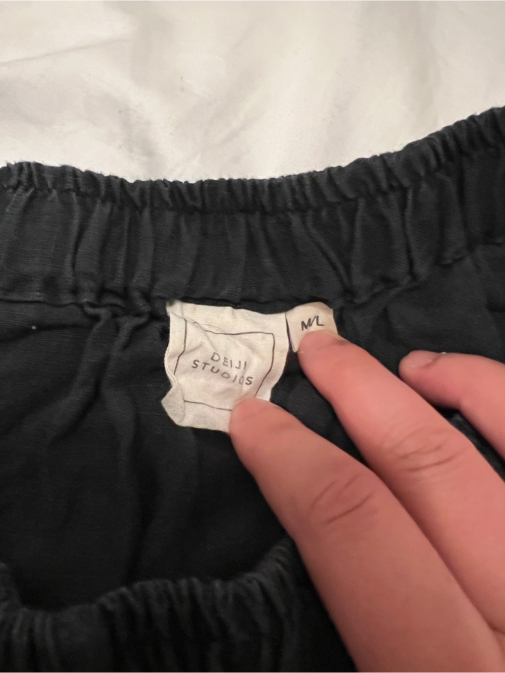 Deiji Studios 03 Linen Set - Deep Black - Picture 9 of 10